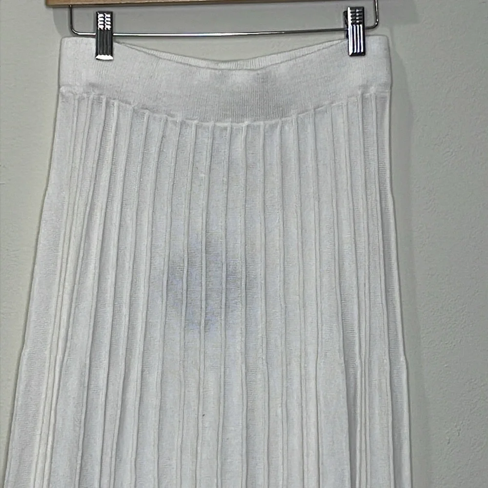 American Glamour Badgley Mischka Knit White Maxi Skirt